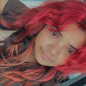 Meet your Posher, Sarah!